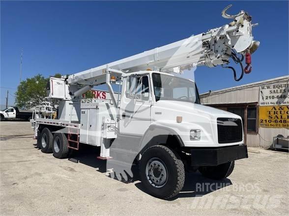 Altec D4065TR Plataformas aéreas montadas em camião