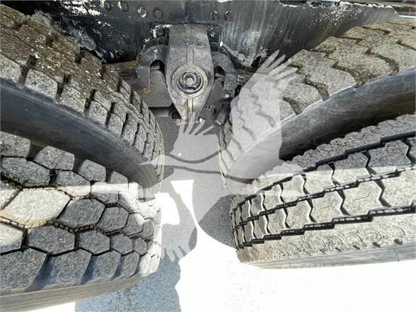 Altec D4065TR Plataformas aéreas montadas em camião
