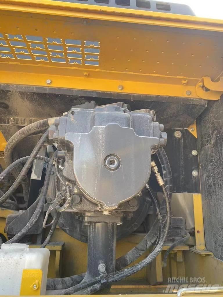 Komatsu 450LC-8 Escavadeiras de esteiras