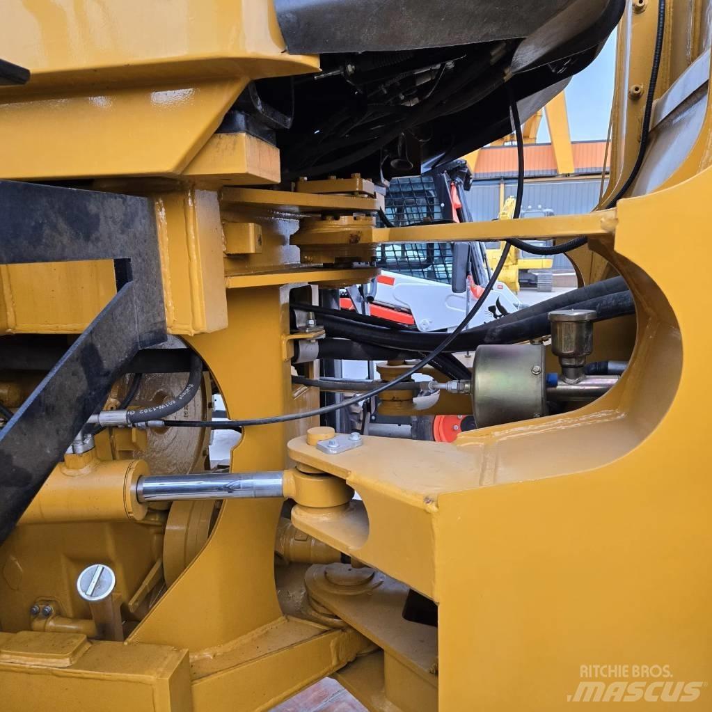 CAT 966 H Carregadeiras de rodas