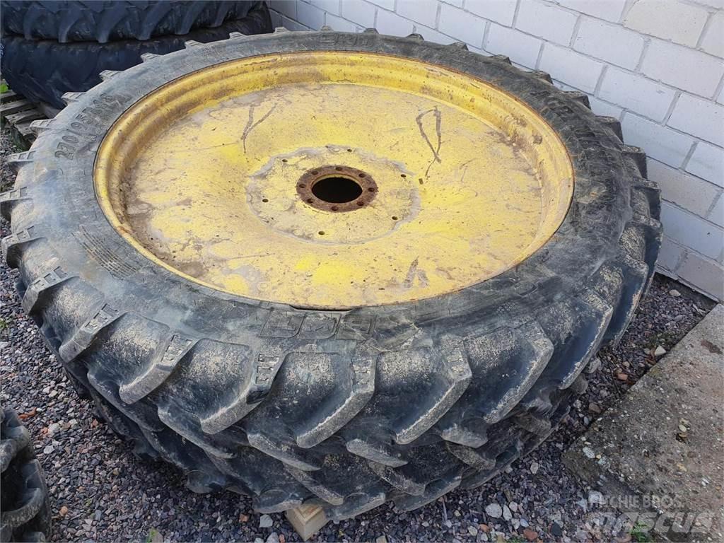 BKT 270/95R48 x2 Pneus Agrícolas