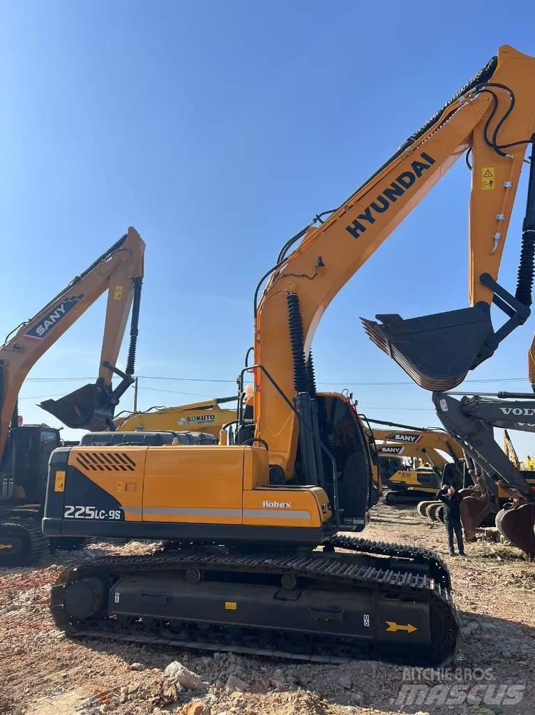 Hyundai 225-9 Escavadeiras de esteiras