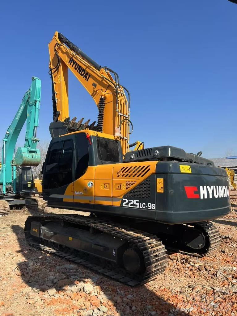 Hyundai 225-9 Escavadeiras de esteiras