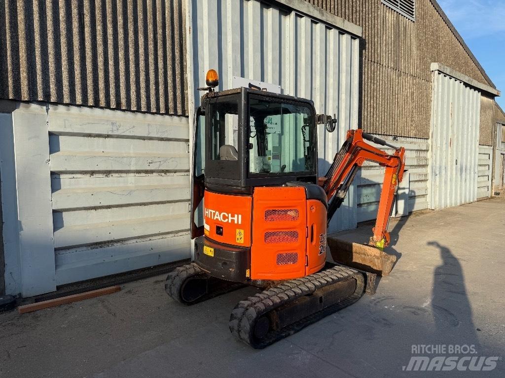Hitachi ZX 26 Miniescavadeiras