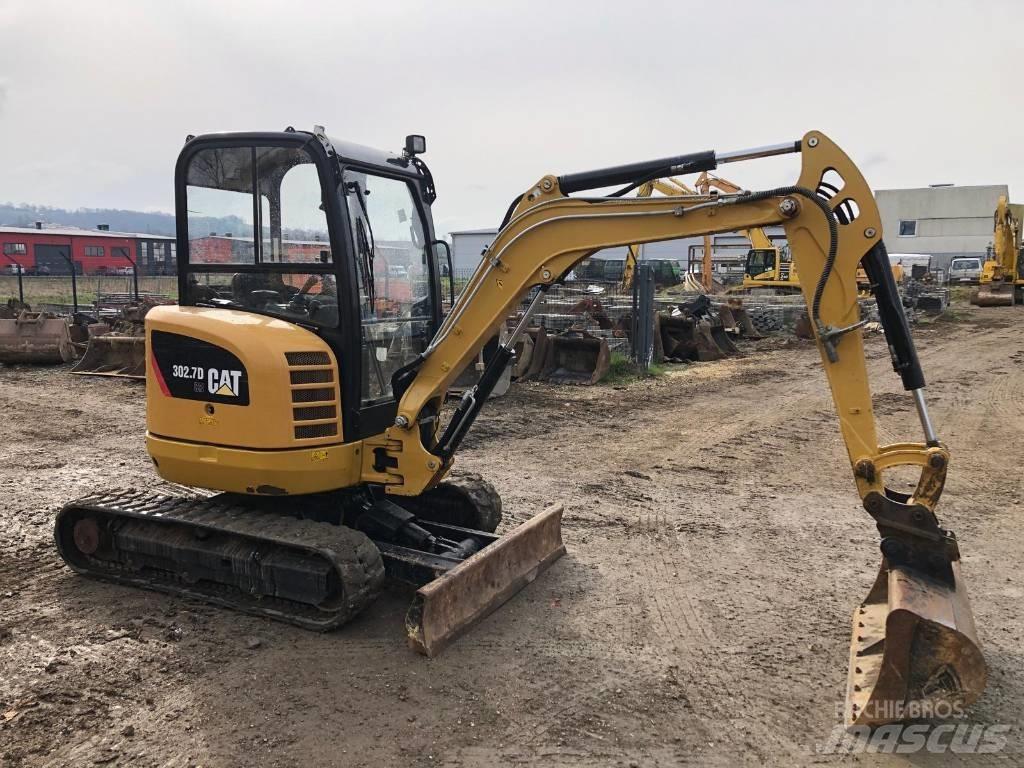 CAT 302.7 D Miniescavadeiras