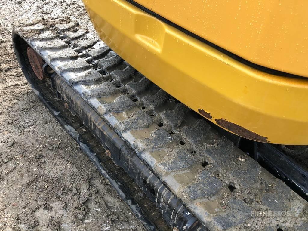 CAT 302.7 D Miniescavadeiras