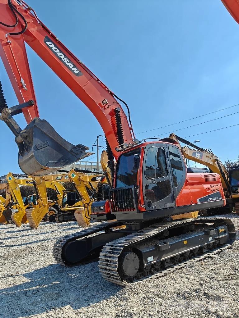 Doosan 225 LCA Escavadeiras de esteiras