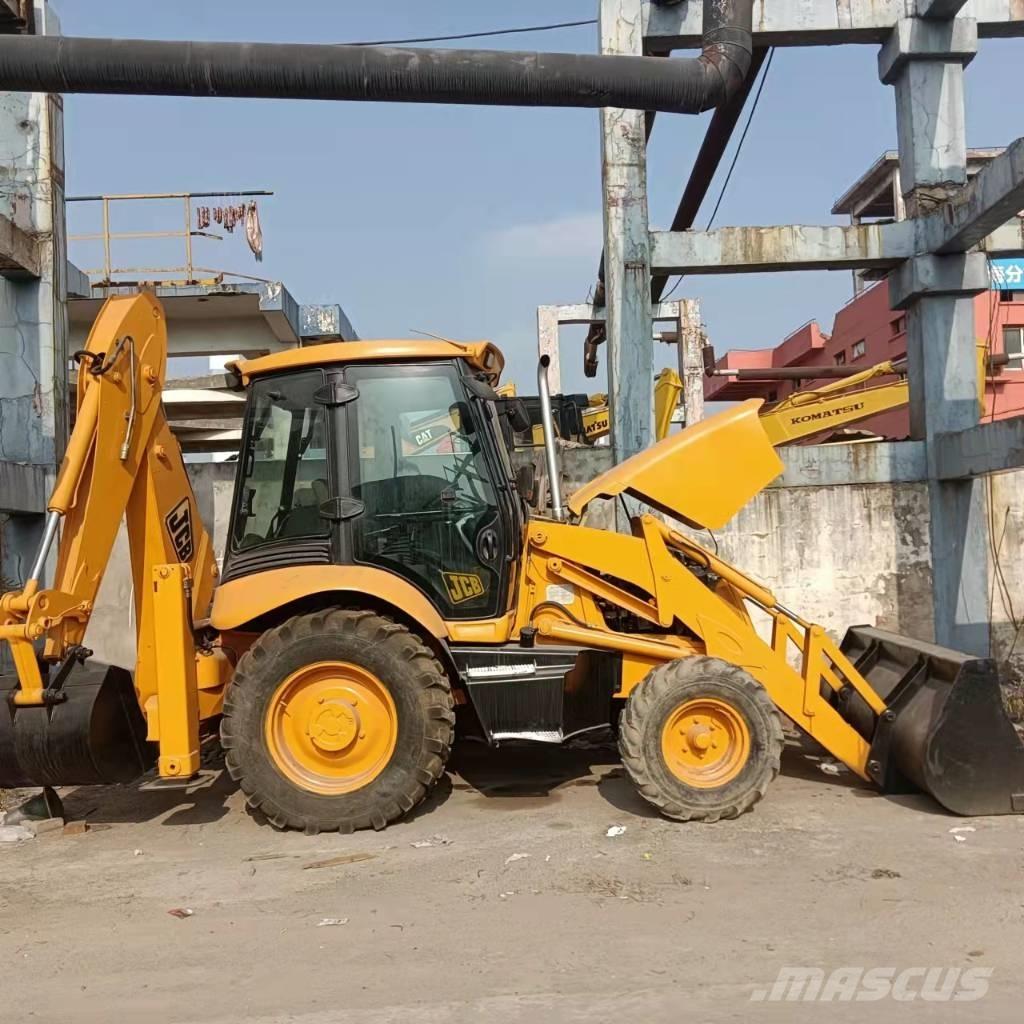 JCB 3CX Retroescavadeiras