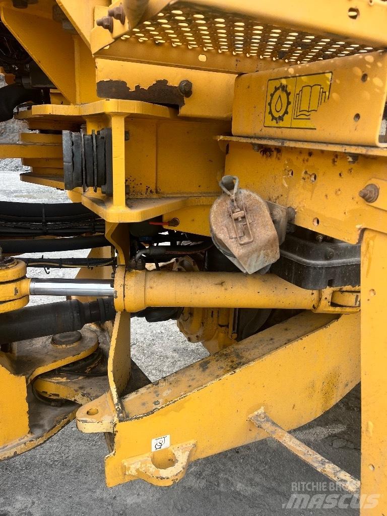Volvo L 120 F Carregadeiras de rodas