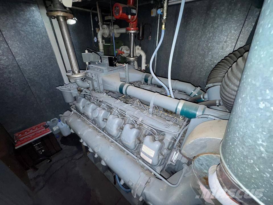 MAN 470 KVA Geradores Diesel