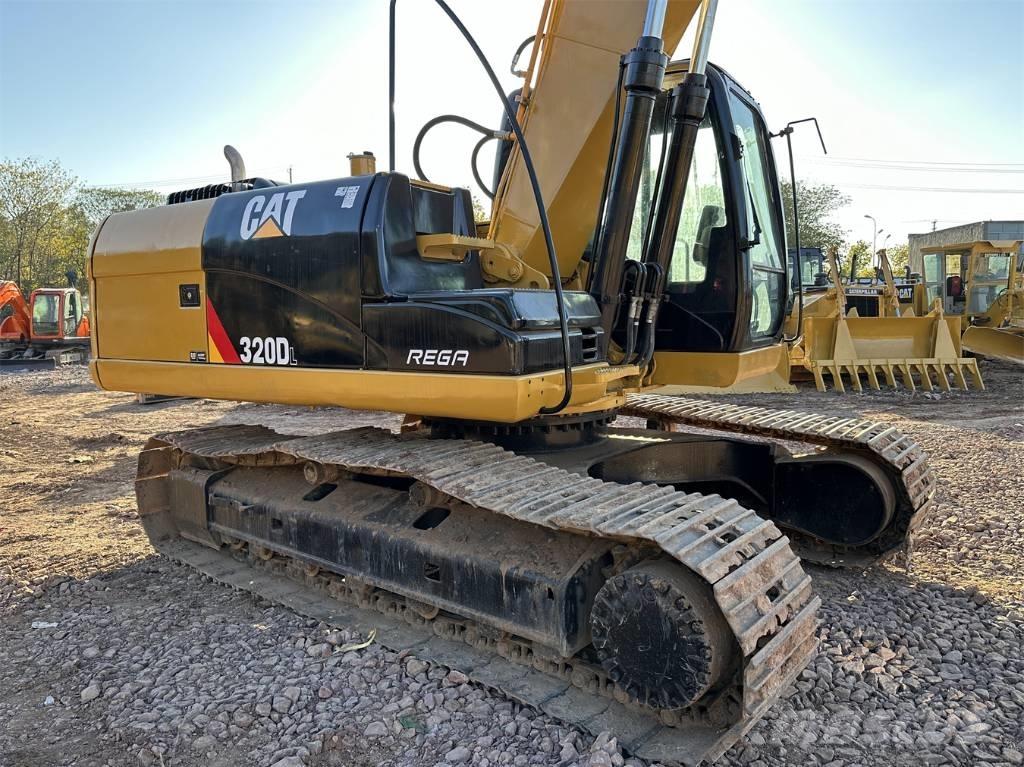 CAT 320DL Escavadeiras de esteiras