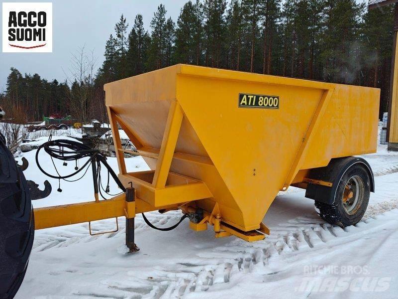 ATI HIEKOITIN 8000 Espalhadores de areia e sal