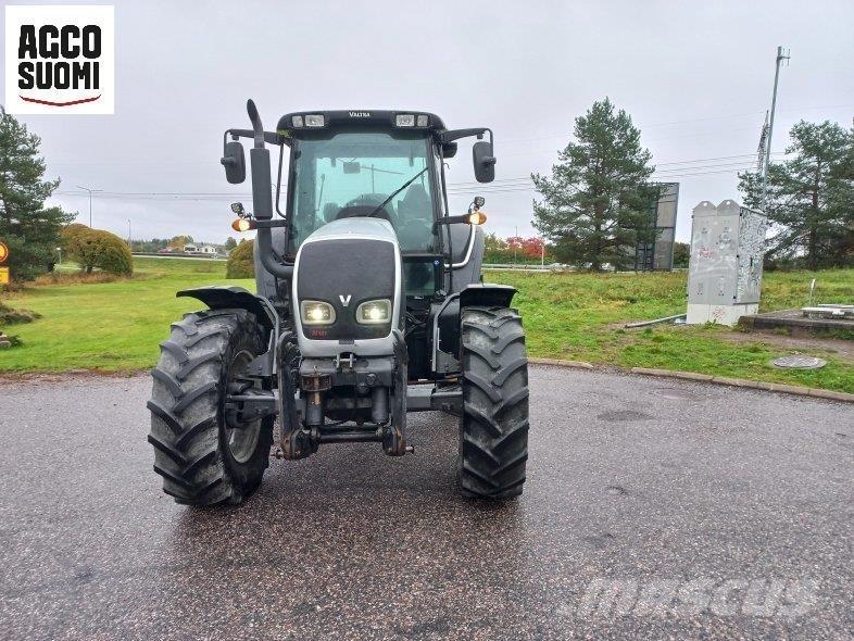 Valtra N141 A Tratores Agrícolas usados