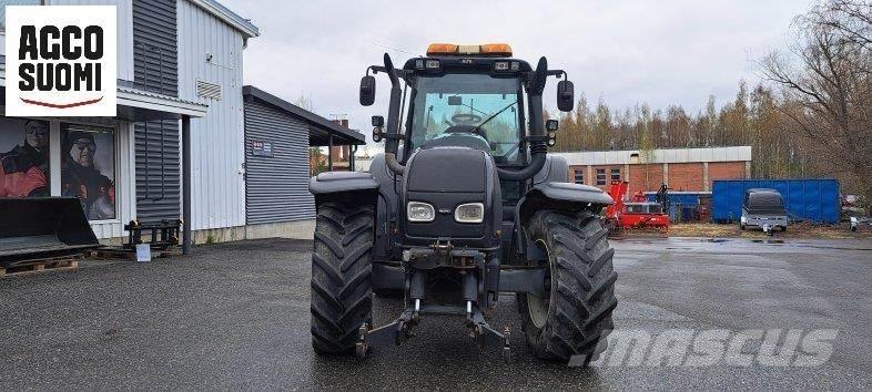 Valtra T170 Tratores Agrícolas usados