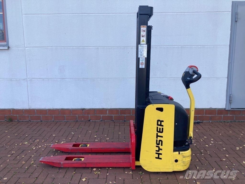 Hyster S 1.0E Empilhador para operador externo