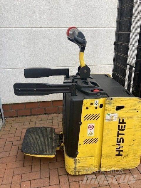 Hyster S1.5S Empilhador para operador externo