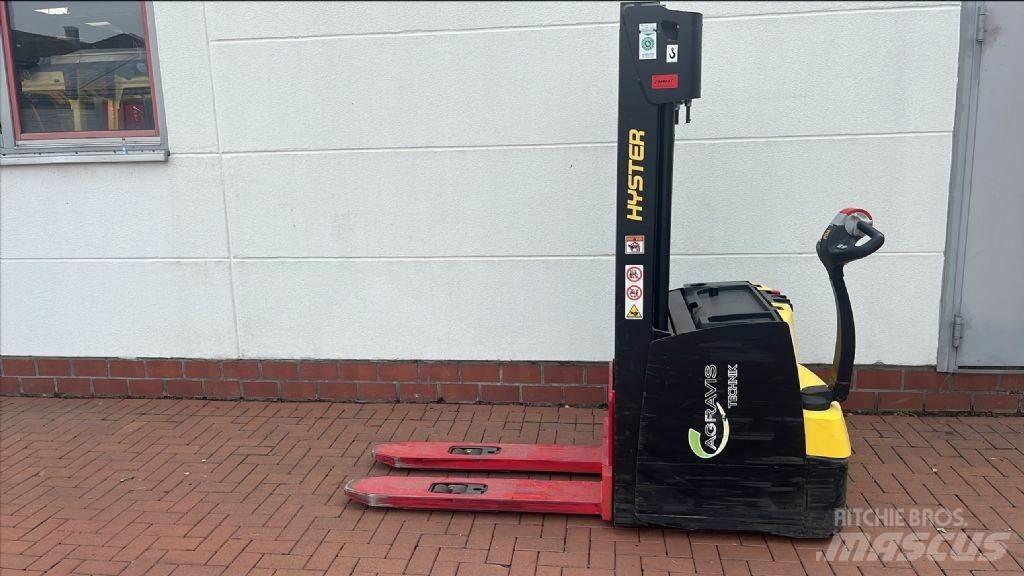 Hyster S1.6IL Empilhador para operador externo