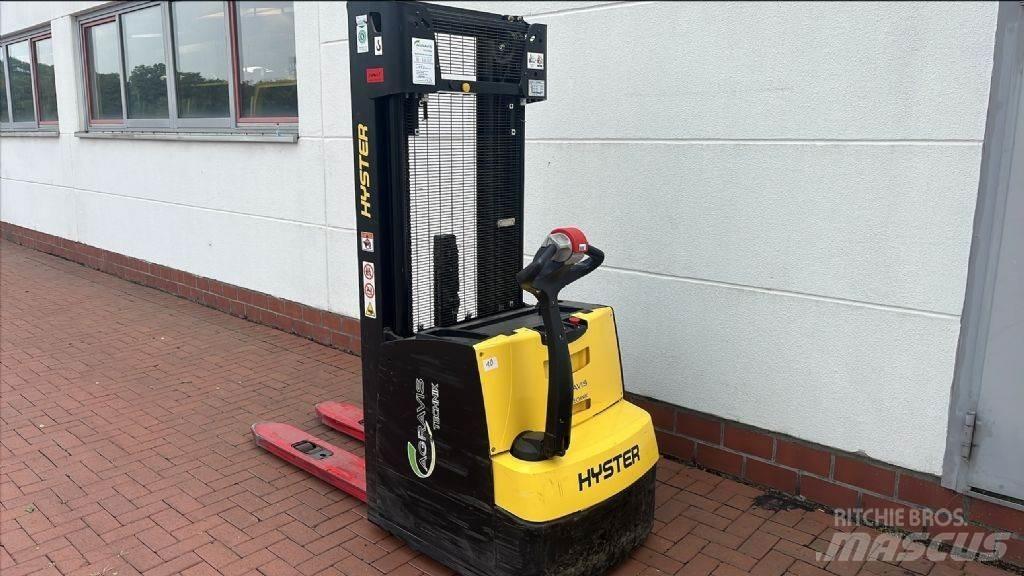 Hyster S1.6IL Empilhador para operador externo