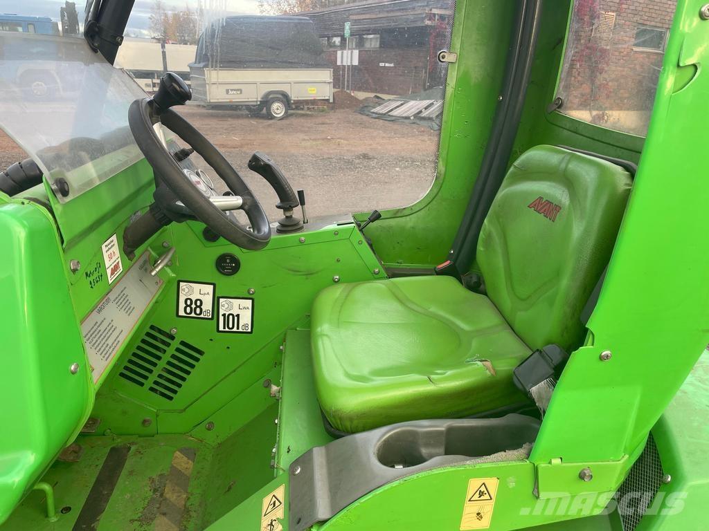 Avant 420 Carregadora multifunções