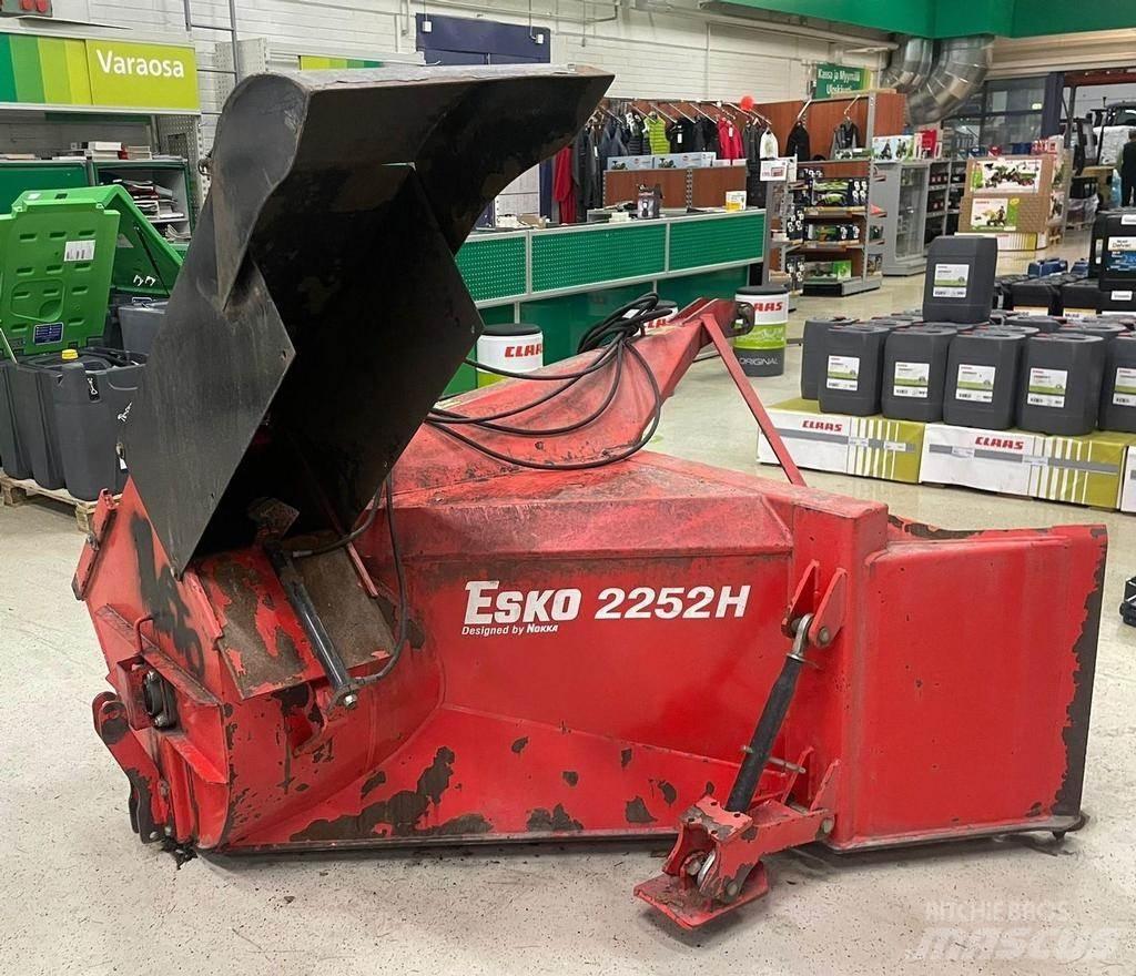 Esko 2252H Lançadores de neve