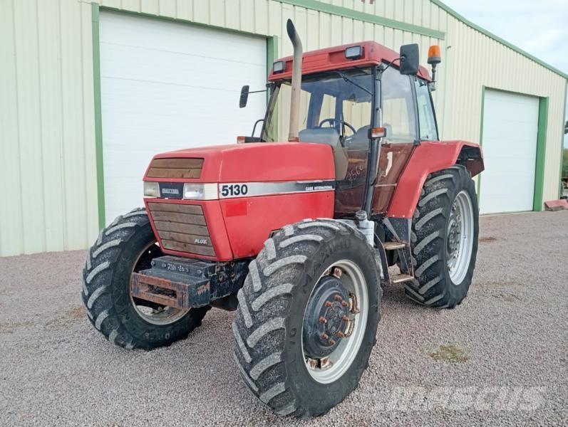 CASE IH 5130 Tratores Agrícolas usados