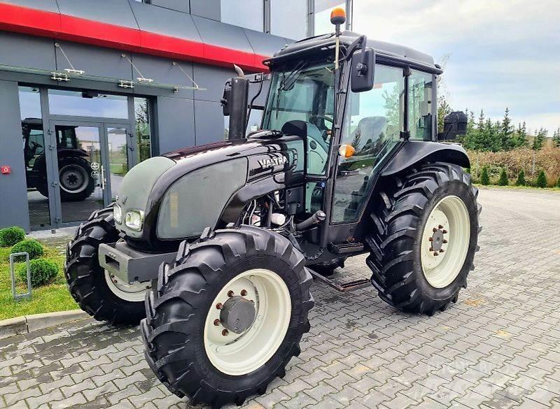 Valtra A93 Tratores Agrícolas usados