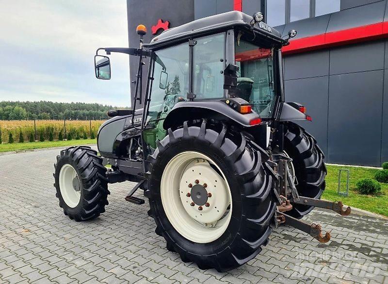 Valtra A93 Tratores Agrícolas usados