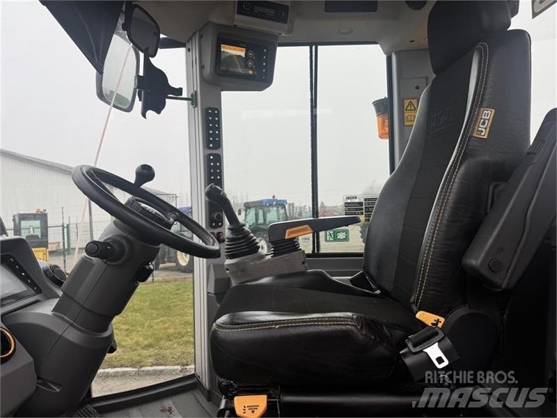 JCB 427 Agri Carregadeiras de rodas