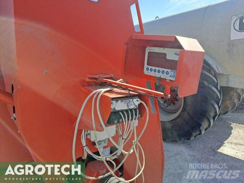 Ares 16 κυβικά Tratores Agrícolas usados