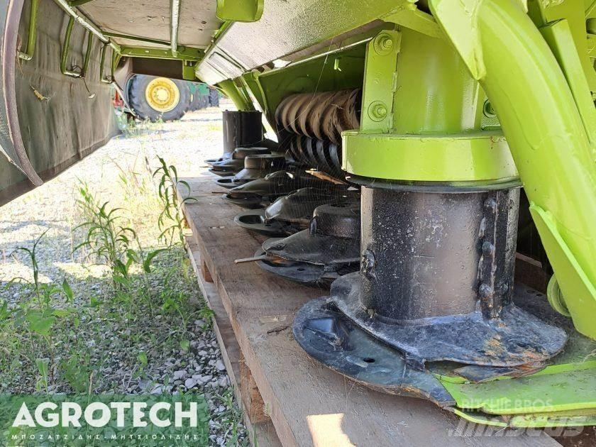 CLAAS 3100 FRC Tratores Agrícolas usados