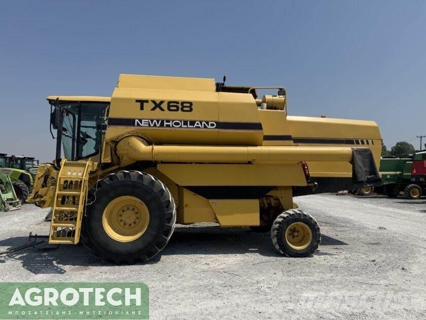 New Holland TX 68 Tratores Agrícolas usados