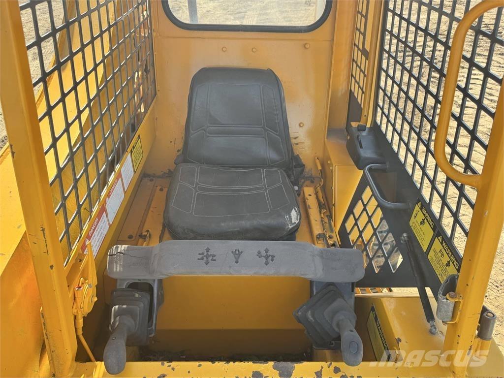 JCB 165 Minicarregadeiras