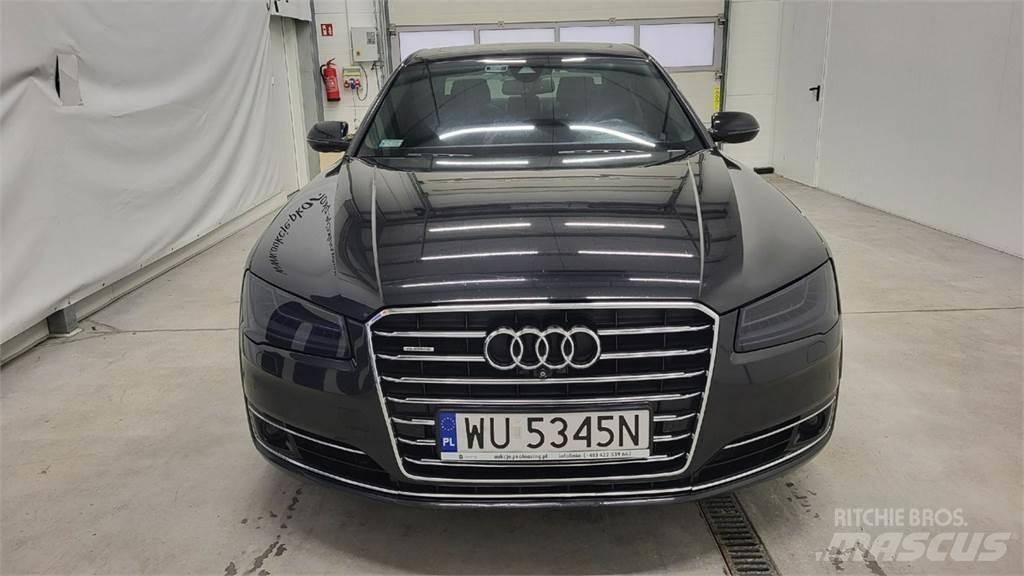 Audi A8 Automóvel