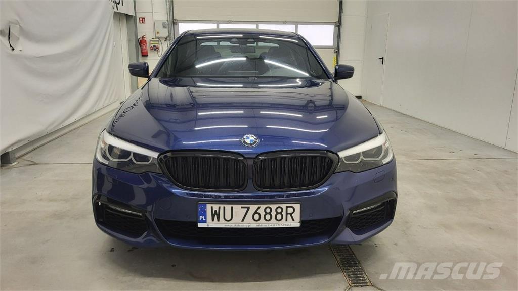 BMW 530 Automóvel