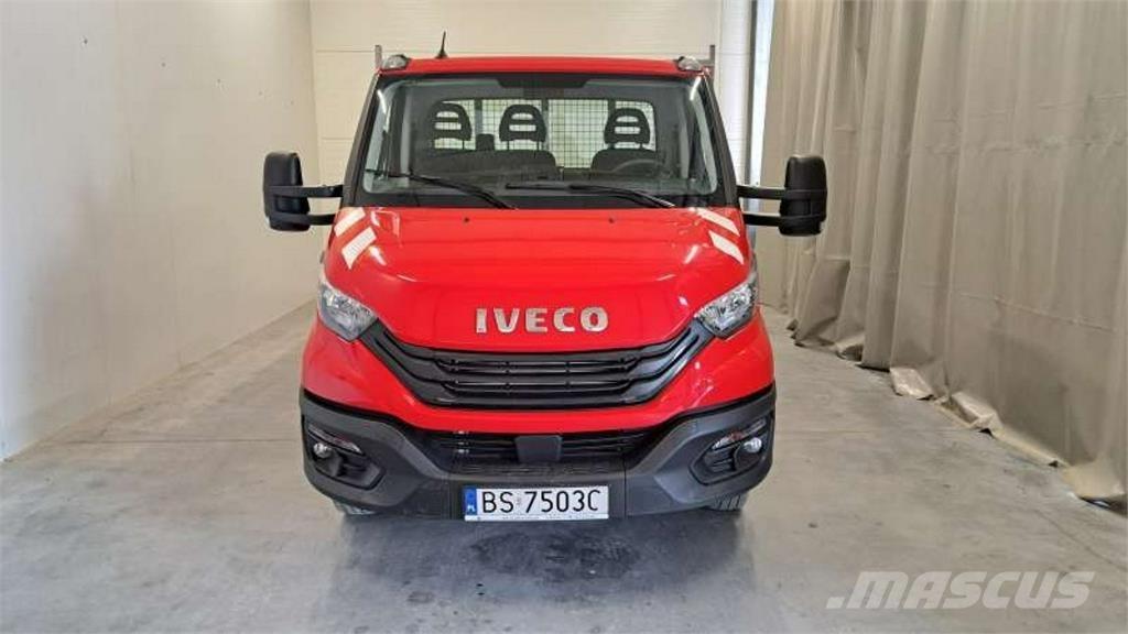 Iveco Daily Carrinhas de caixa fechada