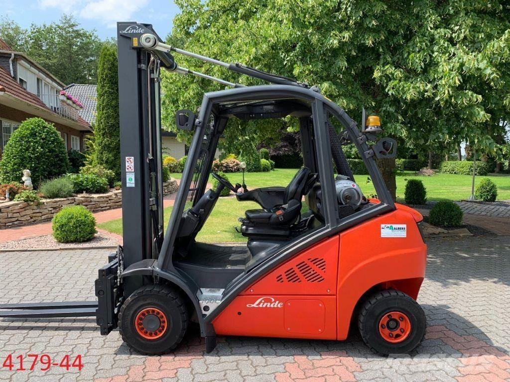 Linde H 25 T 02 Empilhadores a gás