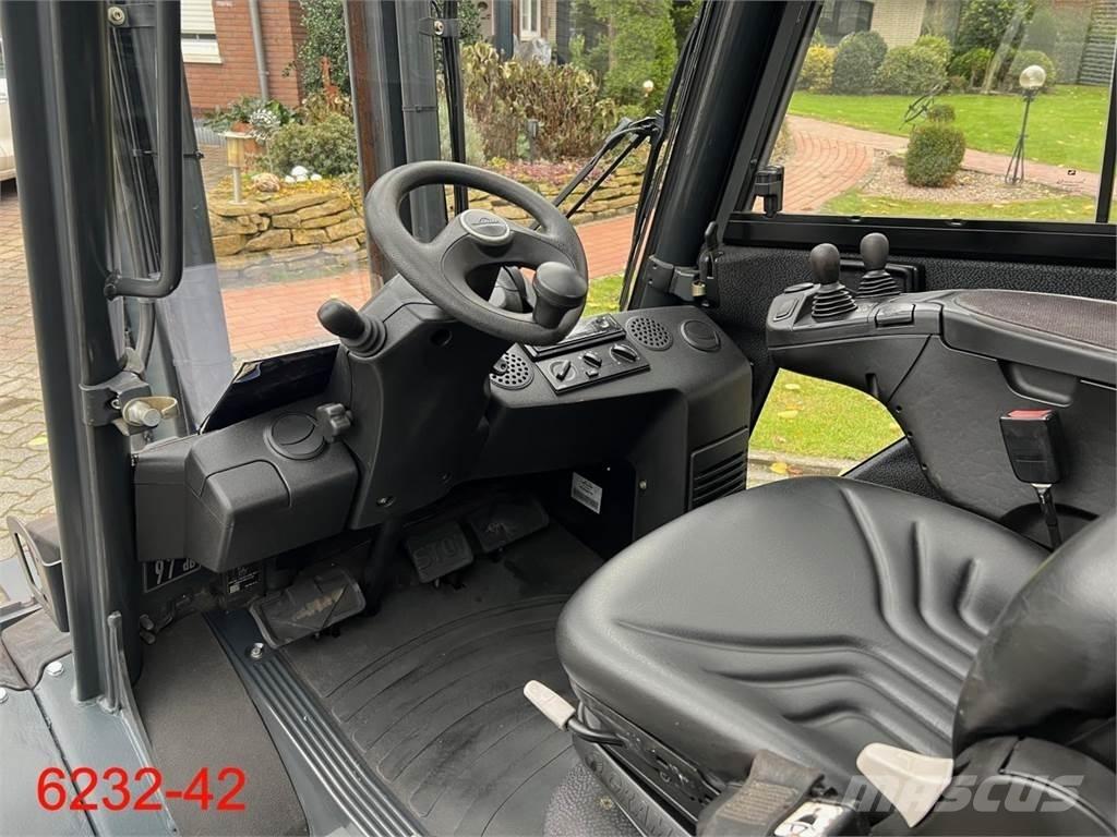 Linde H 30 D 02 EVO Empilhadores Diesel