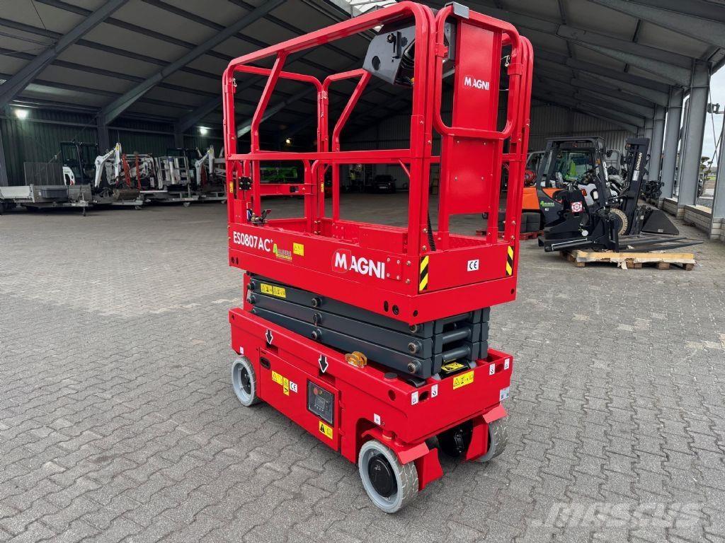 Magni ES 0807 AC + Elevadores de tesoura