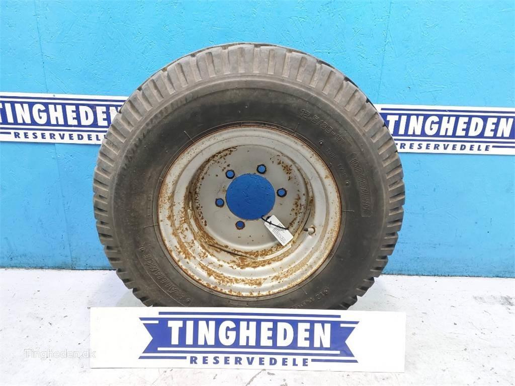  18 12.5/80-18 Pneus Agrícolas