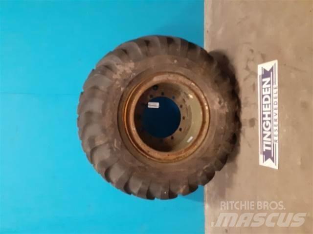  25 20.5-25 Pneus
