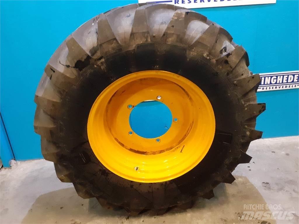  28 440/80R28 Pneus