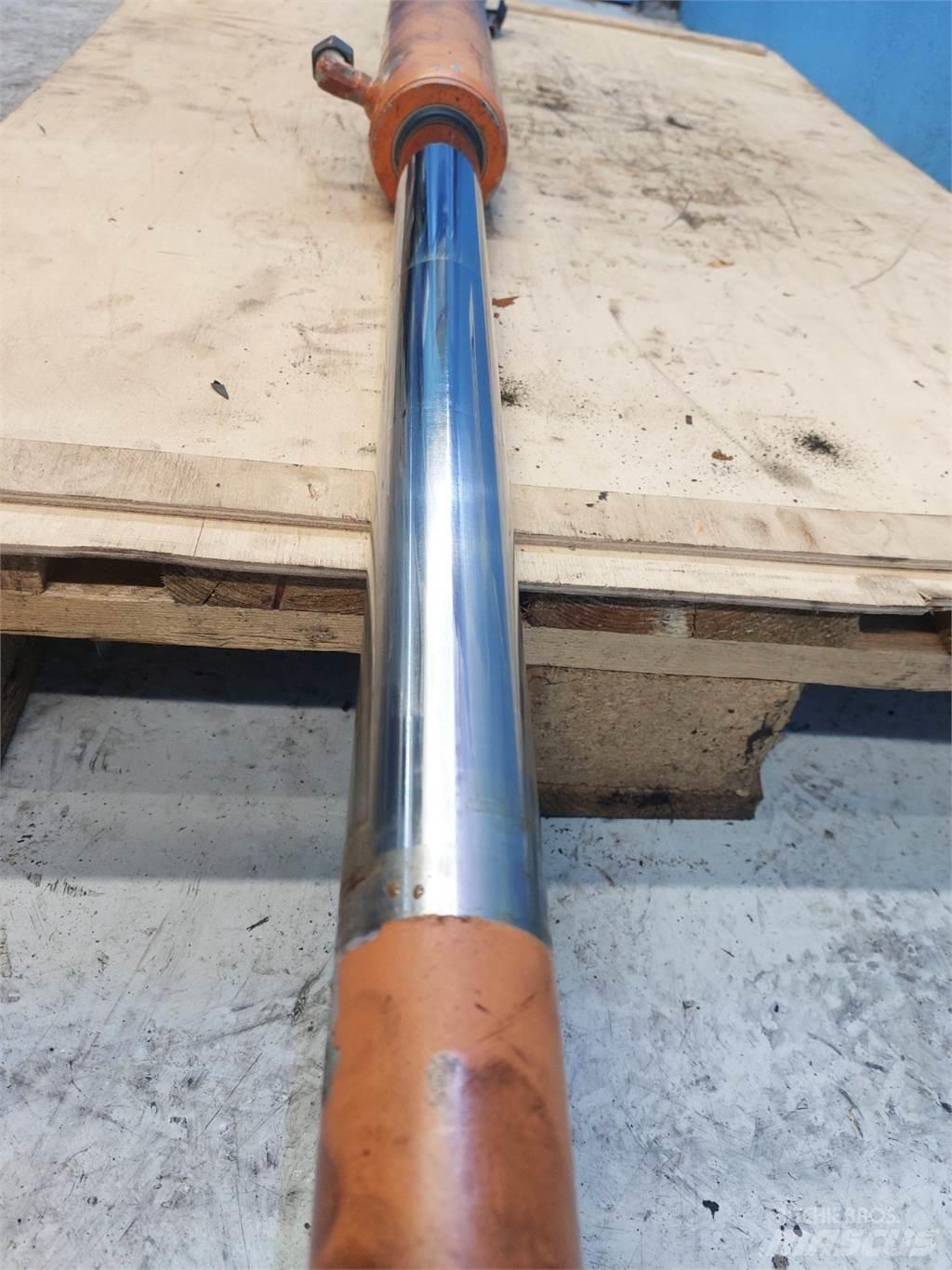 Atlas AR60 Lanças e braços dippers