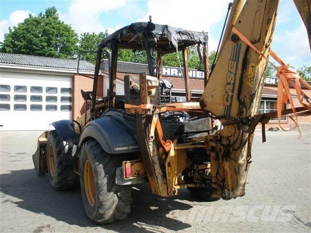 CASE 595 Retroescavadeiras
