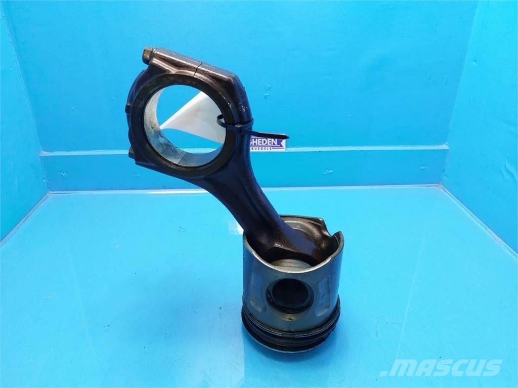 CASE 7010 Motores agrícolas