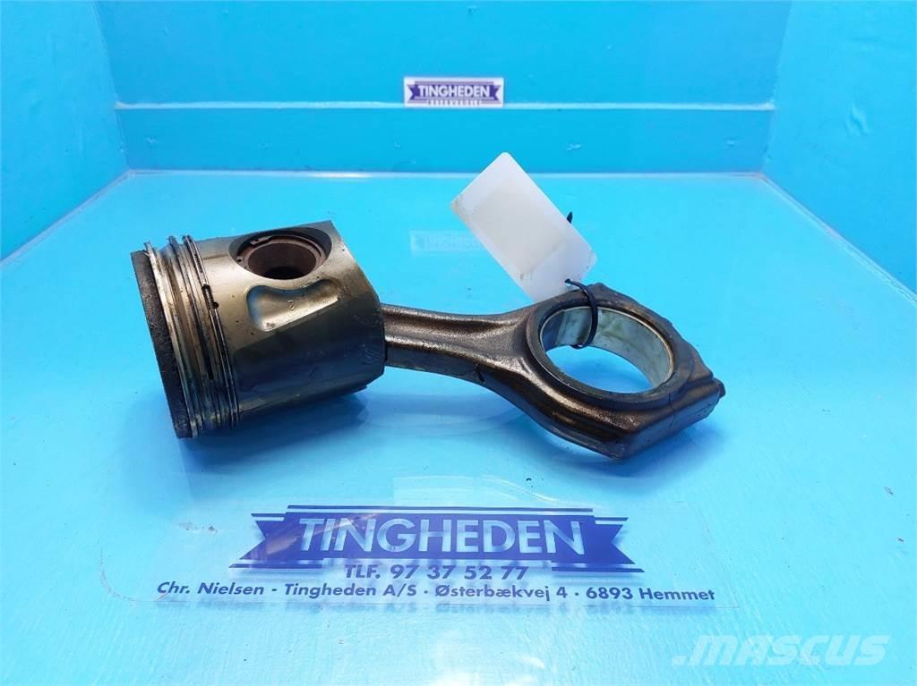 CASE 7010 Motores agrícolas