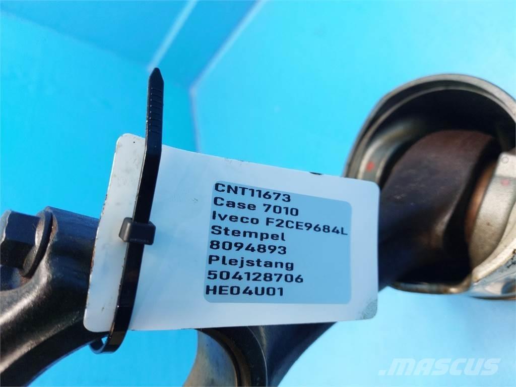 CASE 7010 Motores agrícolas