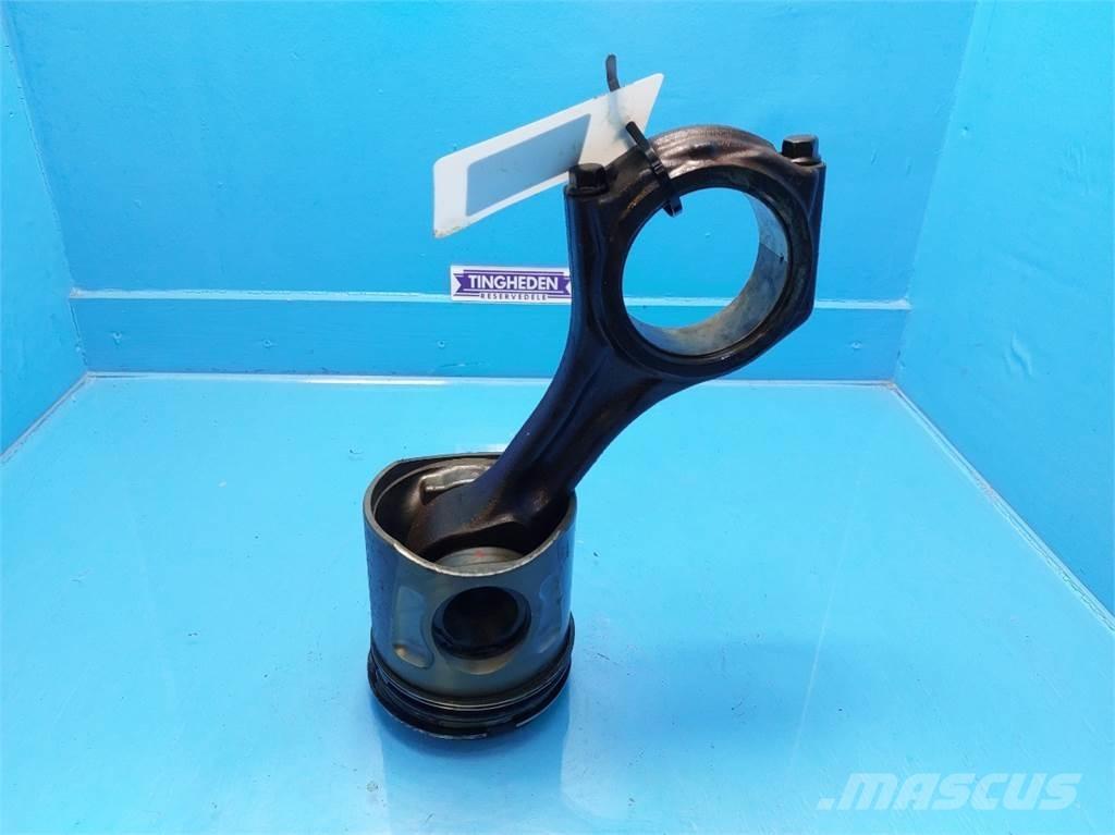 CASE 7010 Motores agrícolas