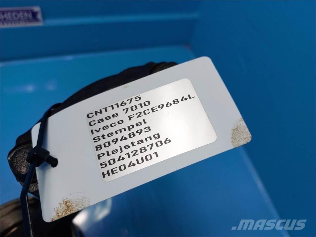 CASE 7010 Motores agrícolas