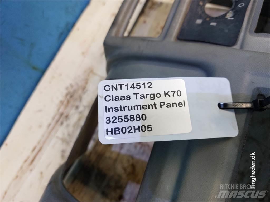 CLAAS Targo K70 Cabina