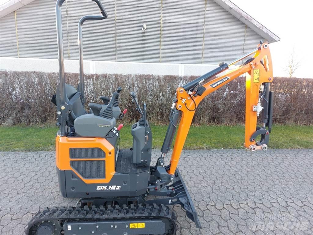 Develon DX10-7 Miniescavadeiras